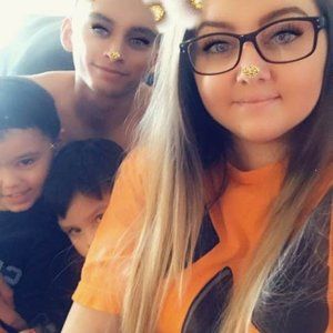 Meet your Posher, Kalani n morgan